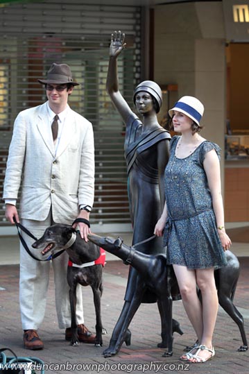 Emerson St woman and dog statue, Art Deco Weekend, Napier photograph